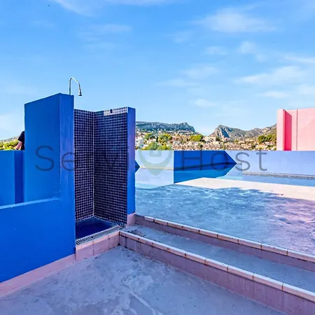 Apartment Breathtaking Loft La Muralla Roja, Wifi, 2br *