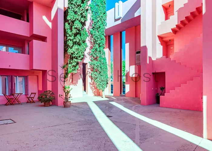 公寓 Breathtaking Loft La Muralla Roja, Wifi, 2br *